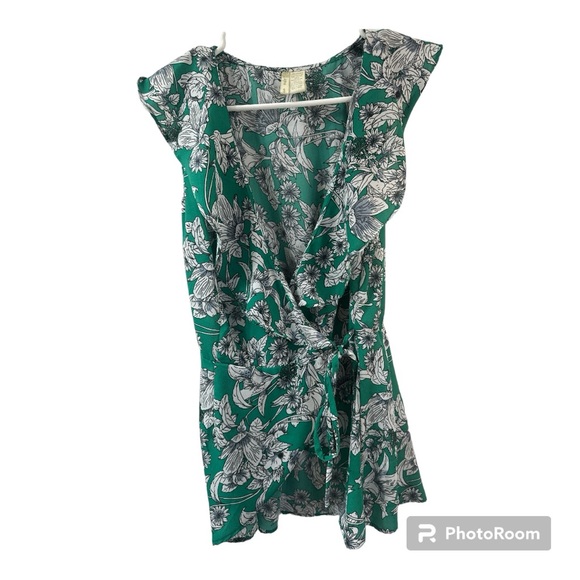 Japna Blouse Size Small with ties super cute - Picture 1 of 2